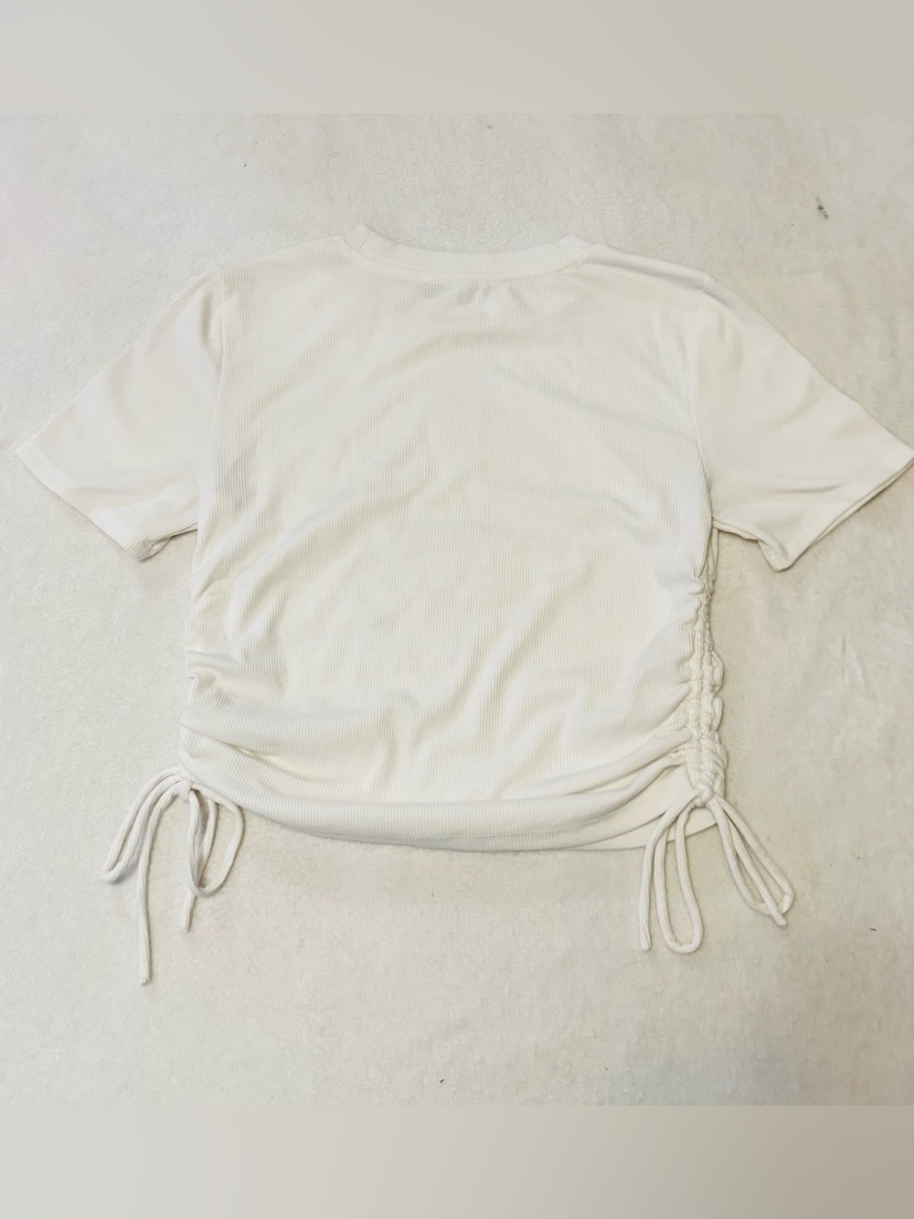 ZARA Cream Ribbed Short Sleeve Top with Side Tie Ruching Size Large EUC - Picture 2 of 6